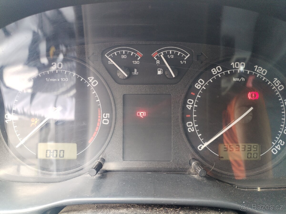 Škoda Octavia I - 6