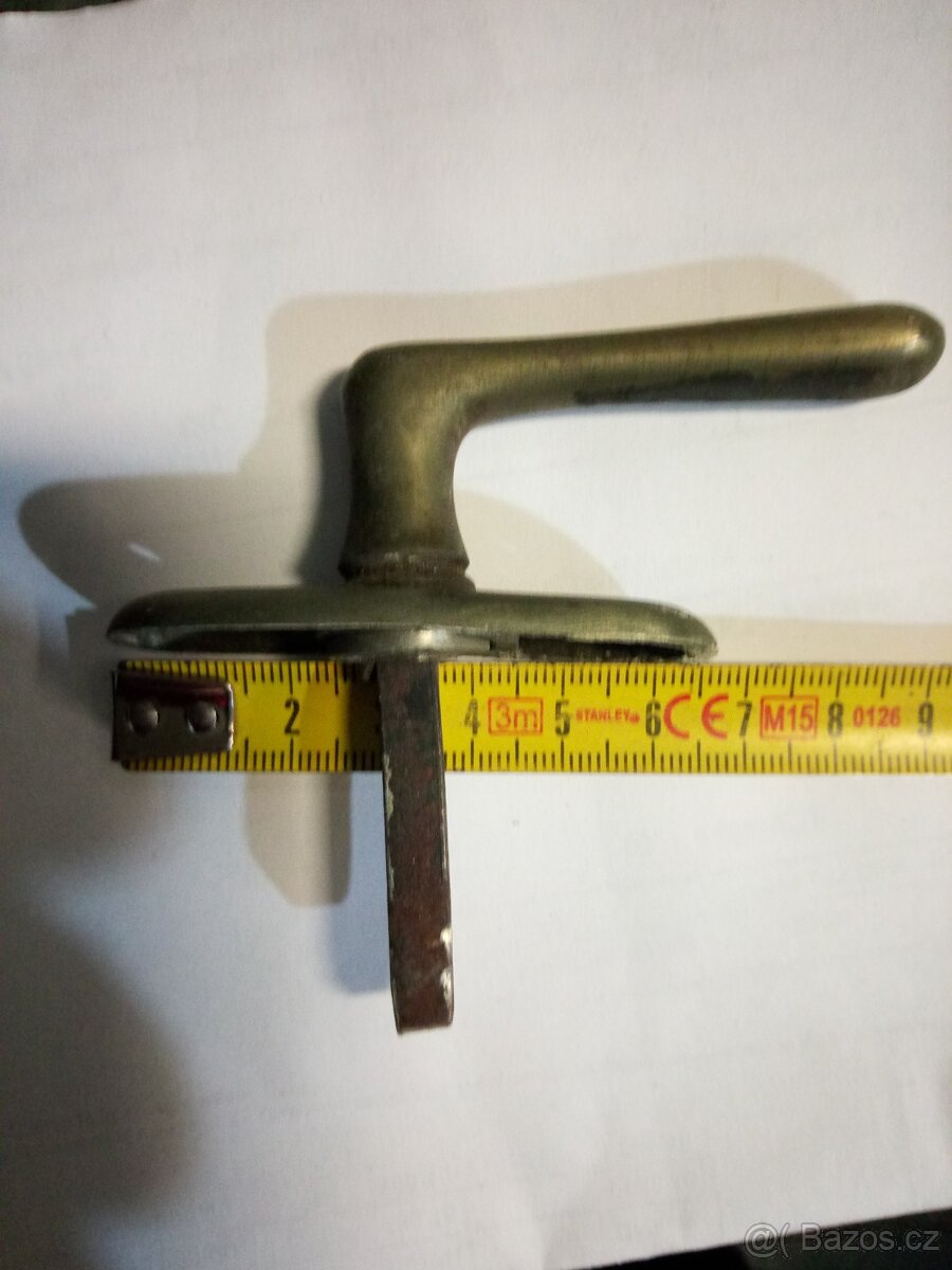 Okenní klička a - 6