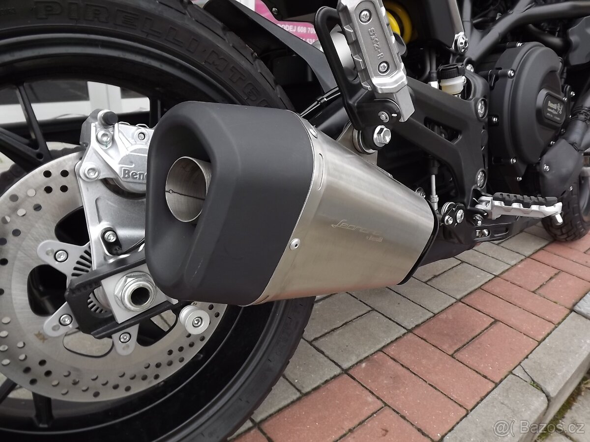 Benelli Leoncino 800 - 6