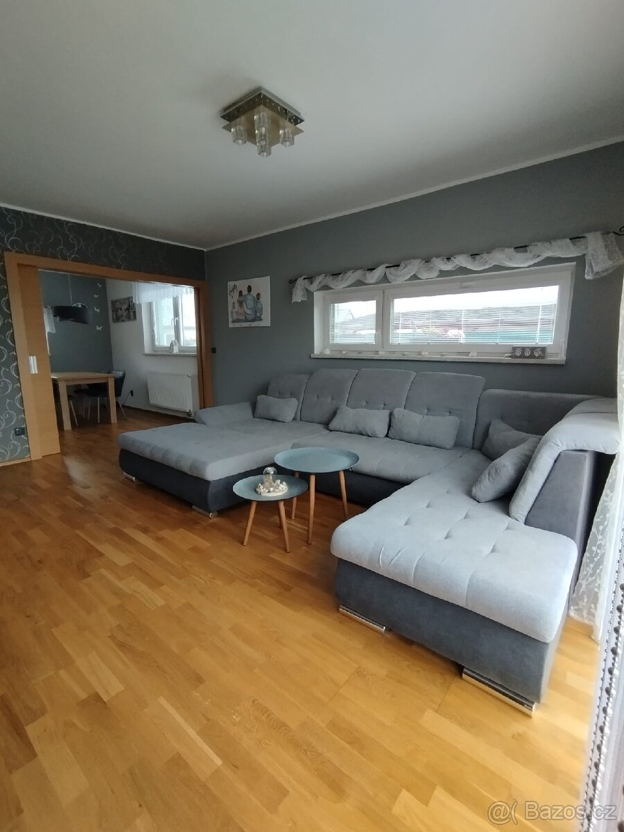 Prodáme rodinný dům 5+1 - 6