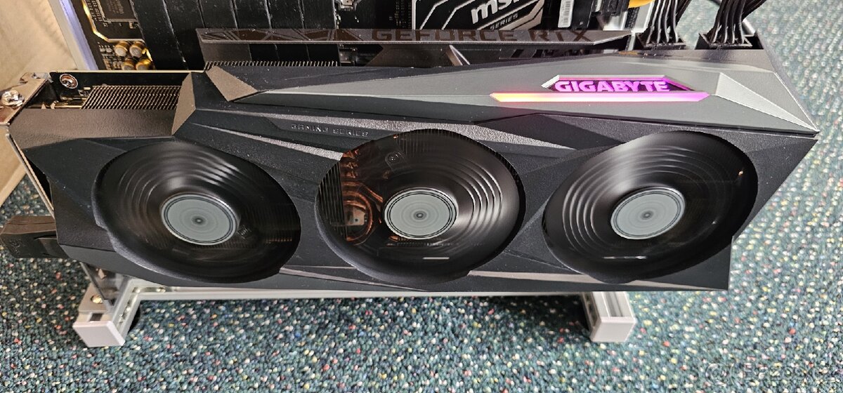 GIGABYTE GeForce RTX 3080 Ti GAMING OC 12G - 6