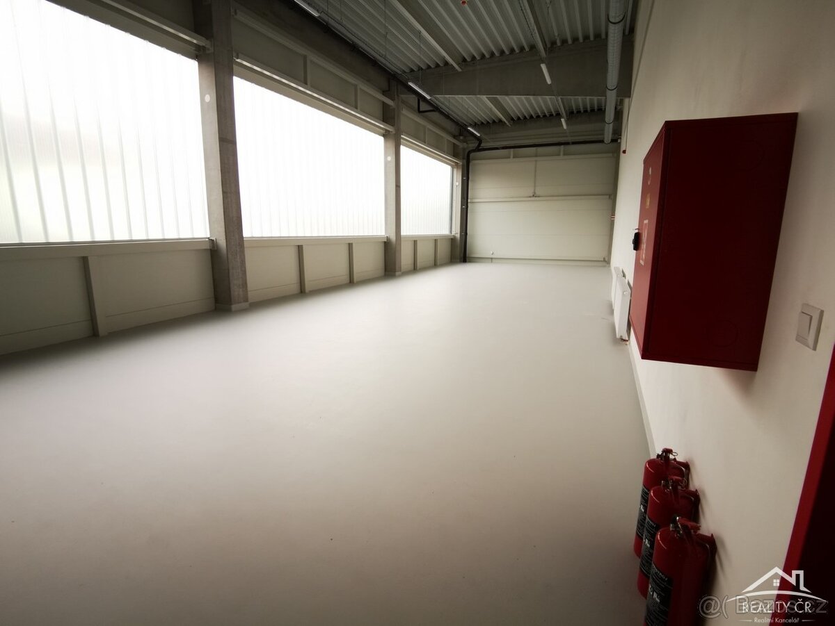 Skladovací hala Jihlava - 6