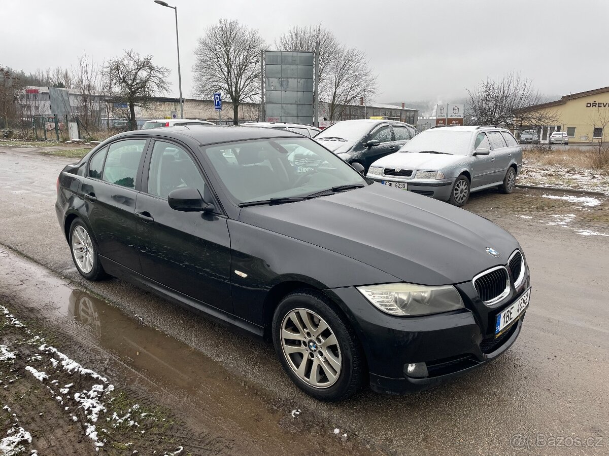 BMW Řada 3, 318i - 105kW + sada kol - 6
