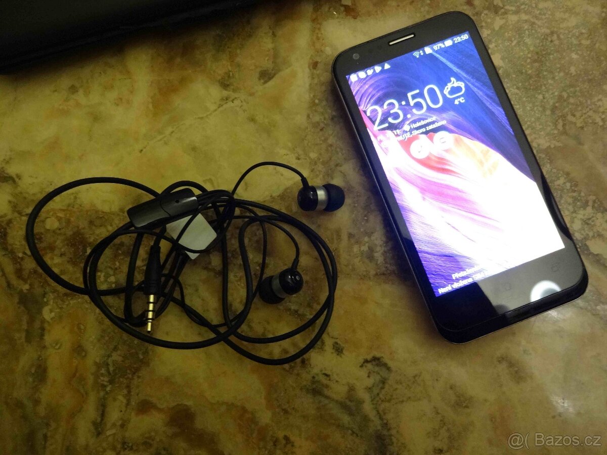 Asus PadFone 2 64GB - 6