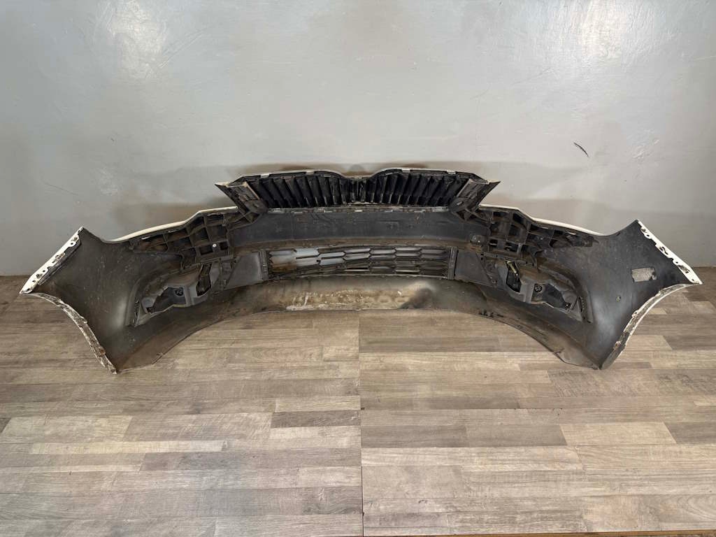 ŠKODA SUPERB 2 FACELIFT - nárazník + maska KO 3T0807221K - 6