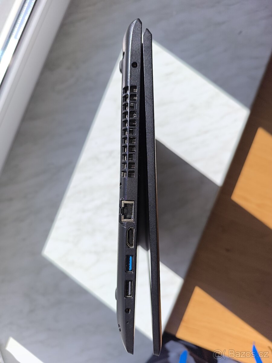 Lenovo IdeaPad 15.6 i7-6500U CPU @ 2.50GHz - 6