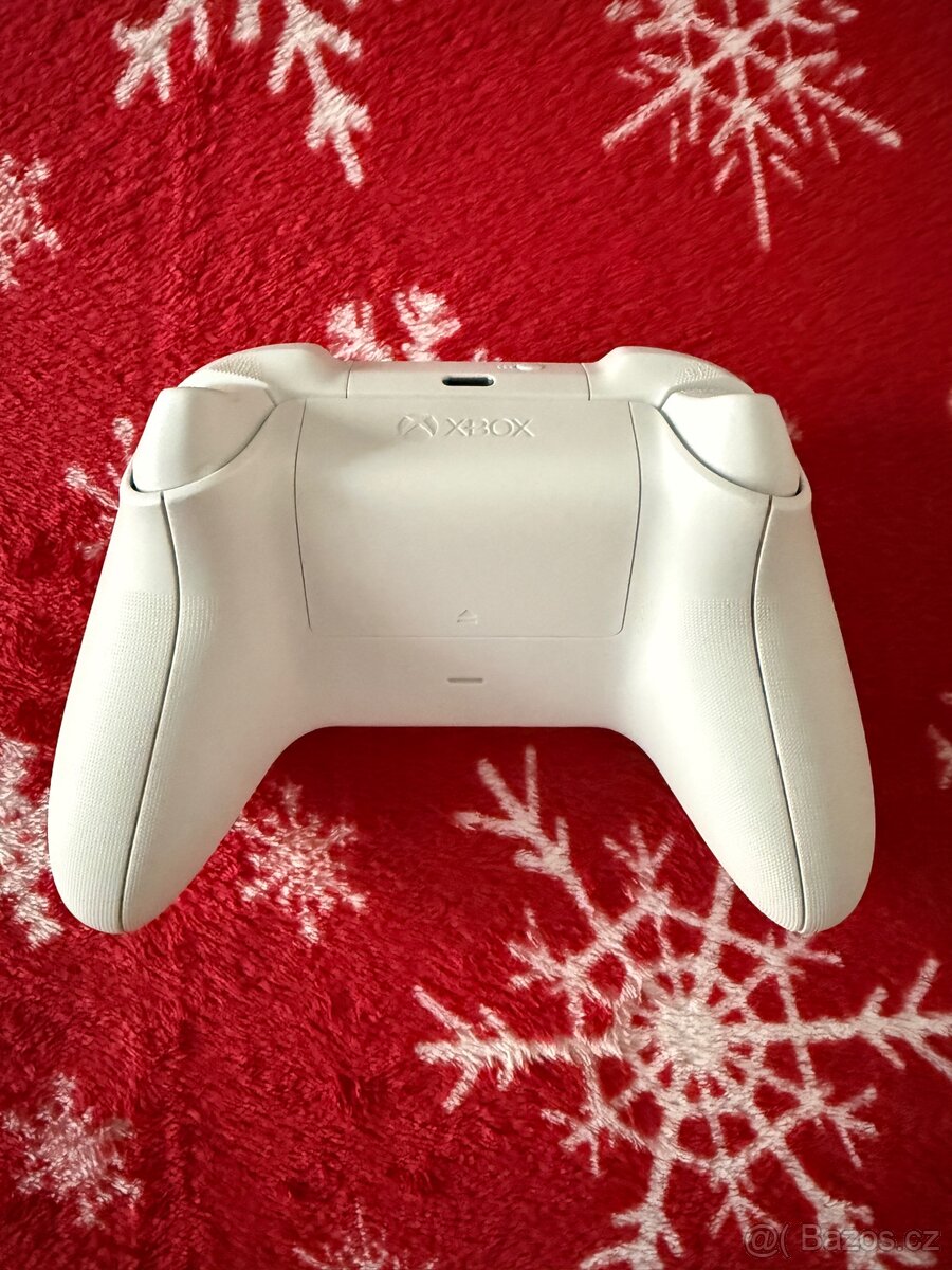 Herní konzole Xbox Series S - 6