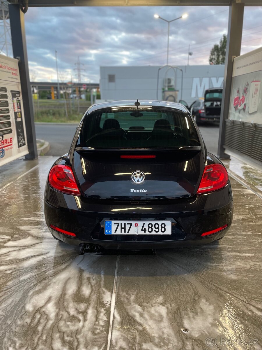 Volkswagen Beetle 1.4 TSI 2013 – Plná výbava - 6