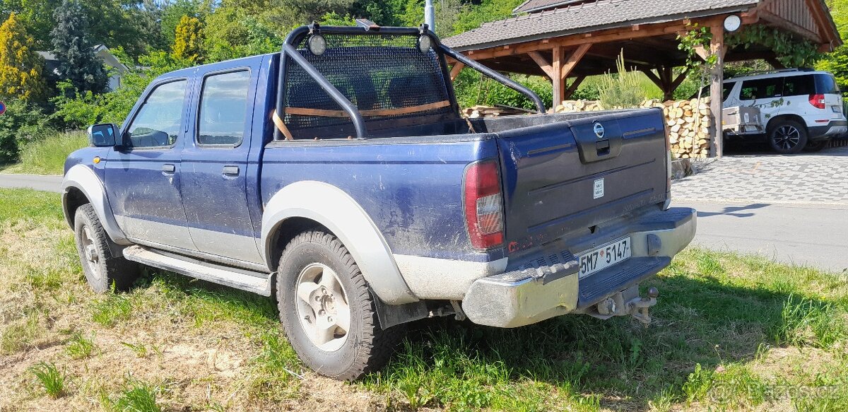 Nissan Navara D22 98kw - 6
