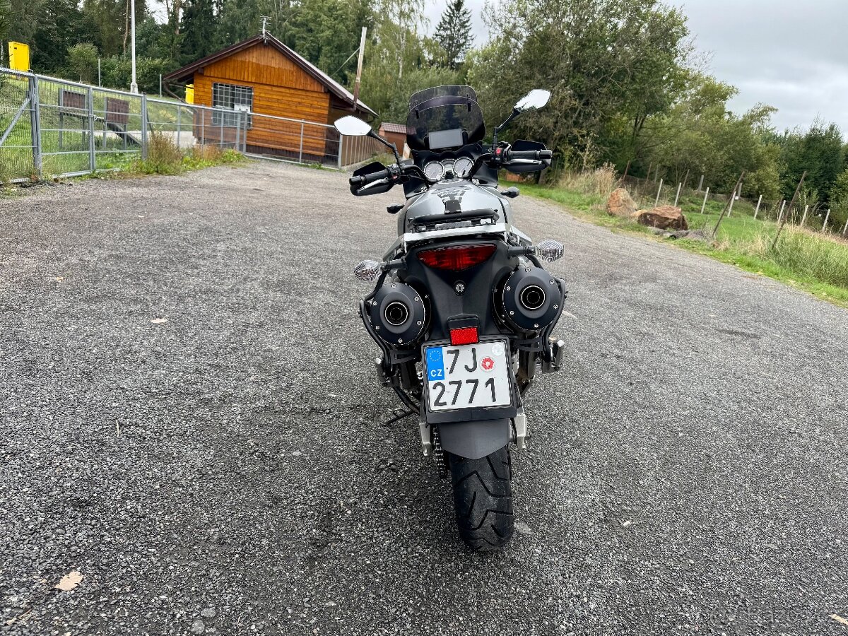 Suzuki V-Strom 1000 - 6