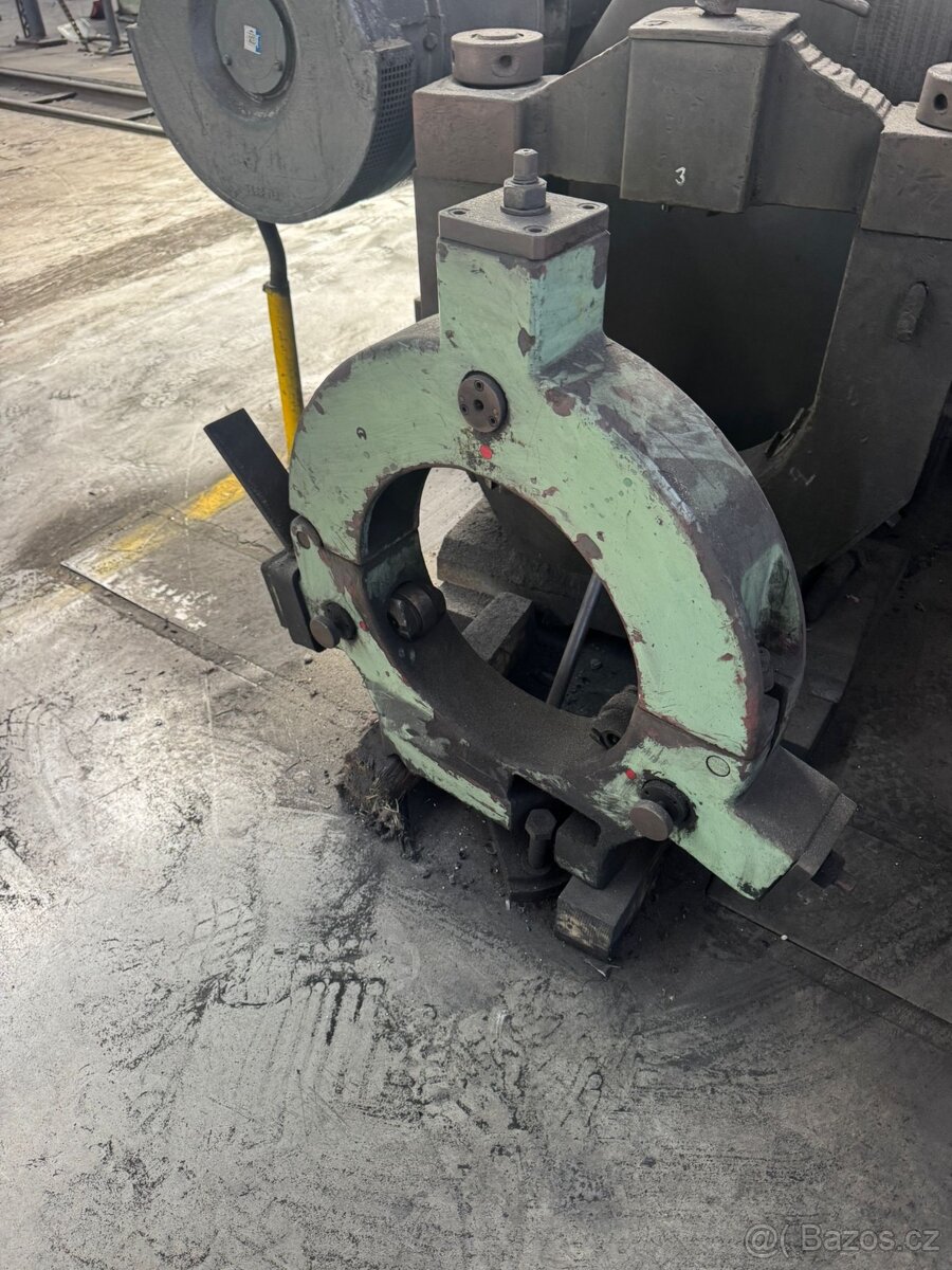 Soustruh na kov SUS 63/2750 - 6