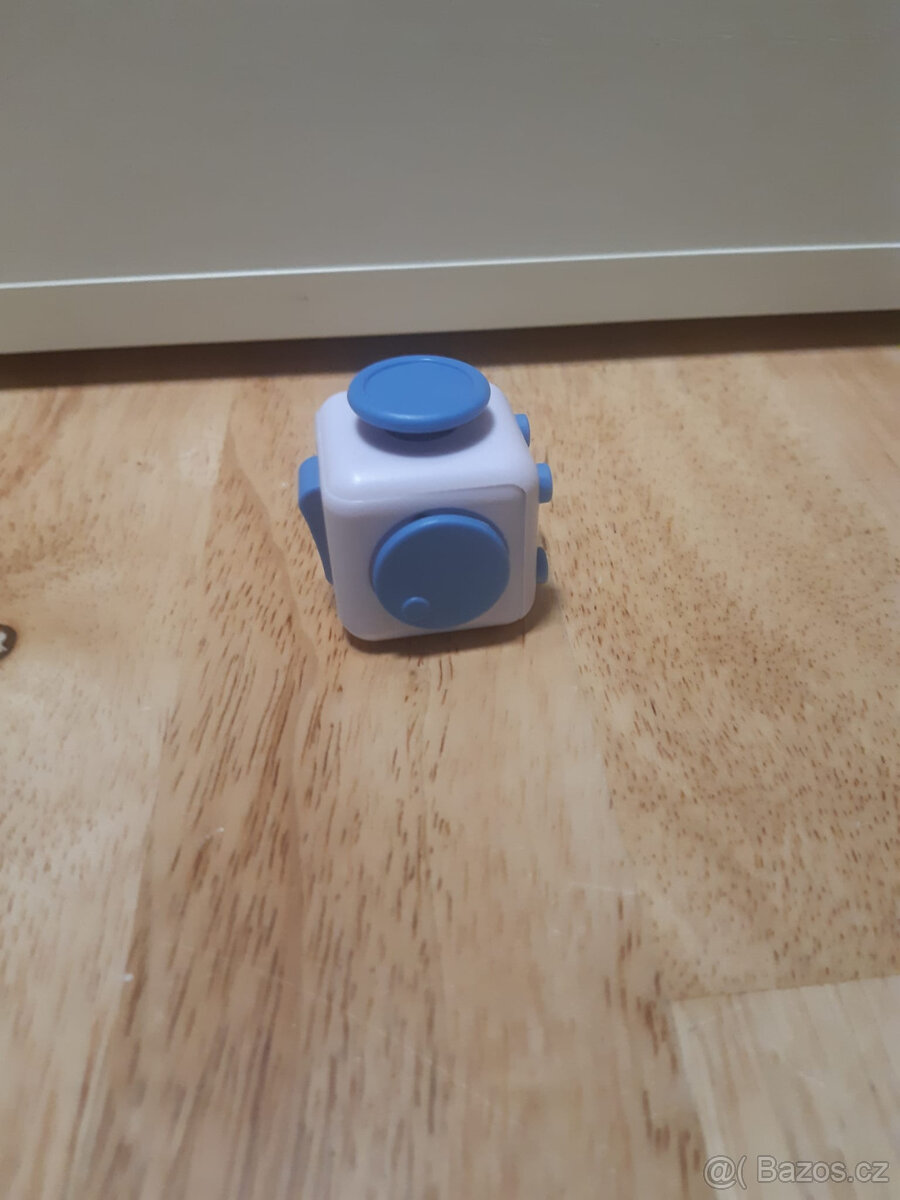 Fidget cube - 6