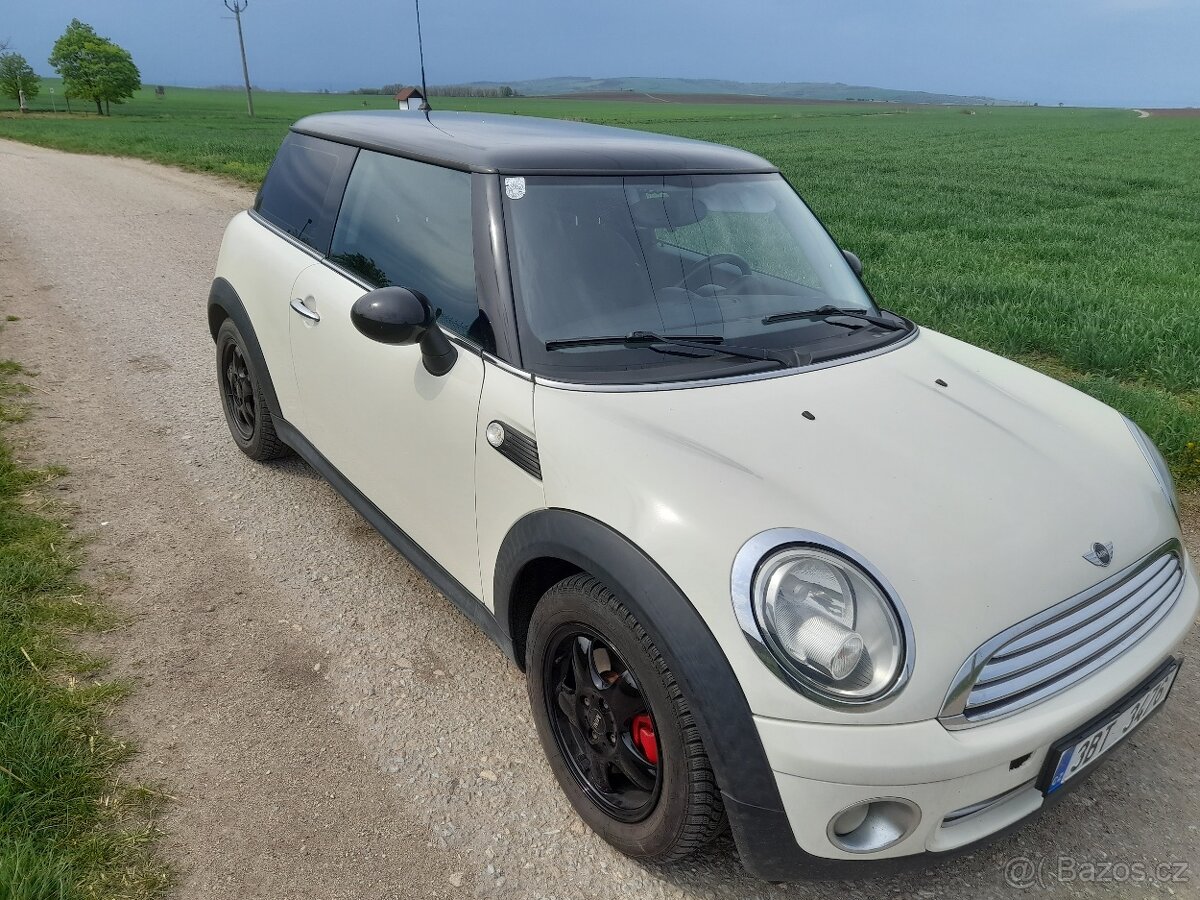 MINI one 1.4i r56 - 6