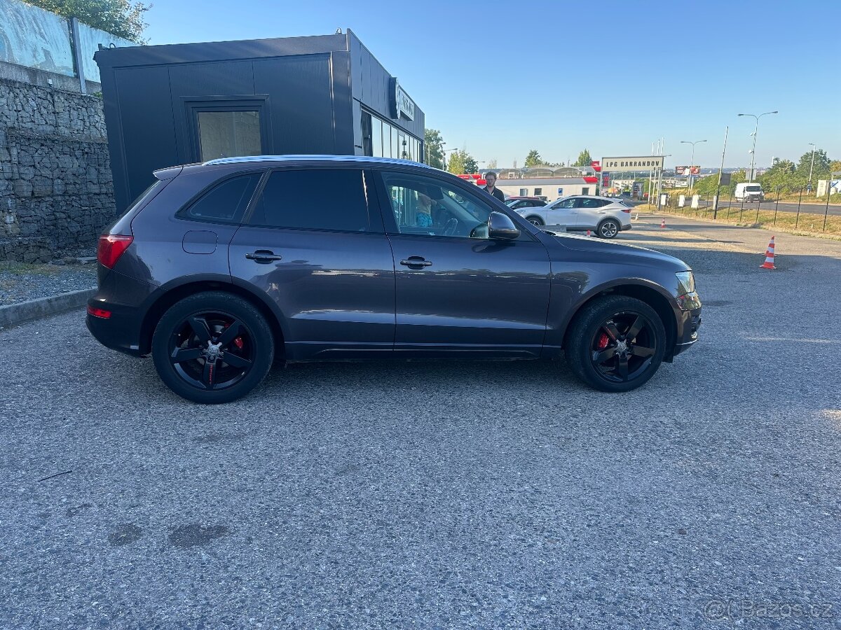 Audi Q5 2009 - 6