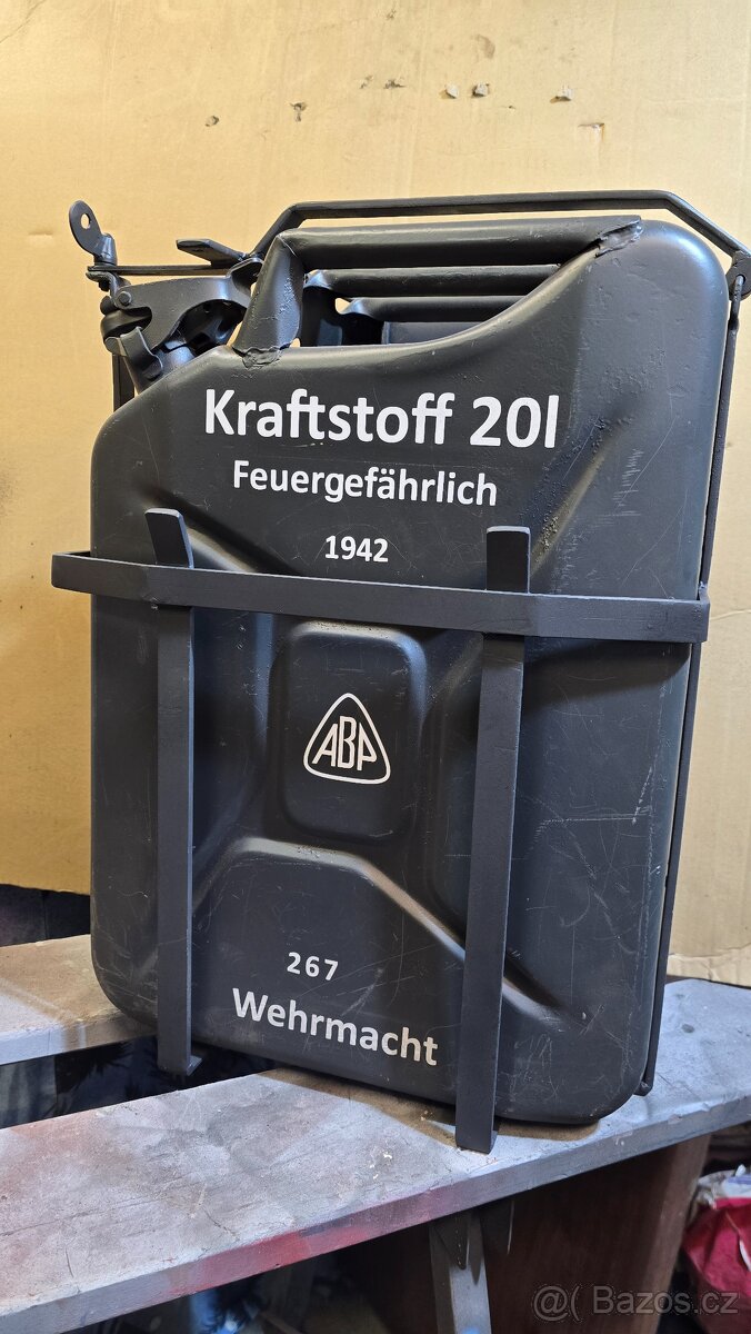 Wehrmacht koš na kanystr 20L - 6