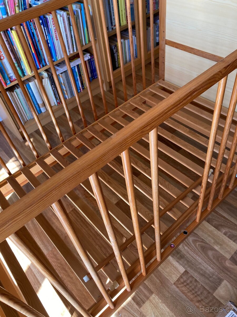 dřevěná postel pro předškoláka - 6