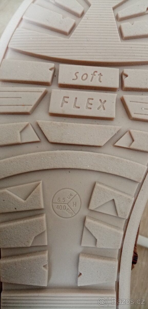 Dámské nové kotníkové boty zimní vel. 40 - 6