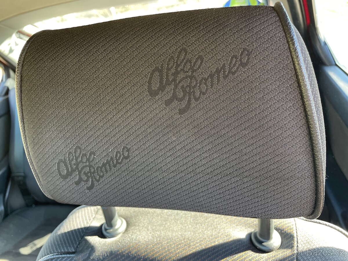 Alfa Romeo 146 ti, 2.0 TS - 6