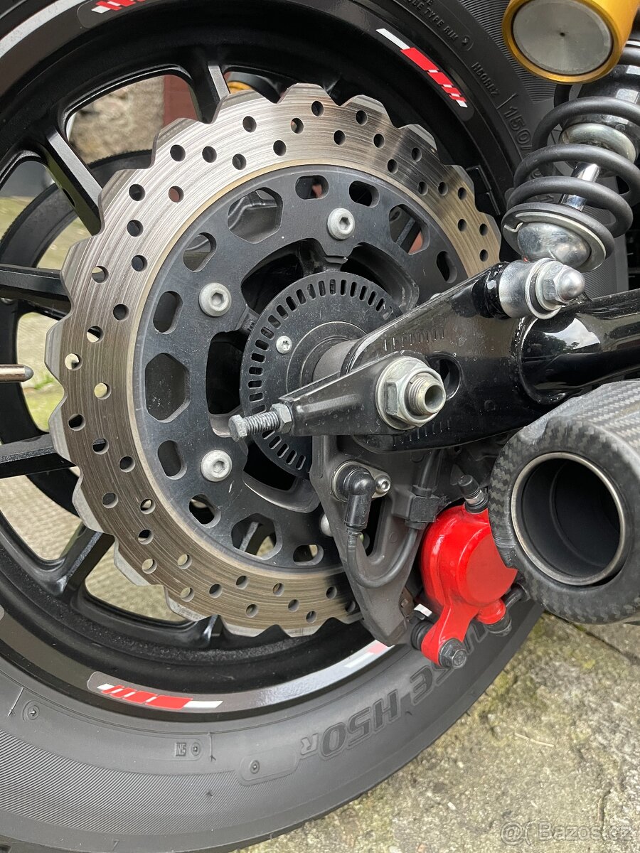 YAMAHA XV 950 BOLT - 6