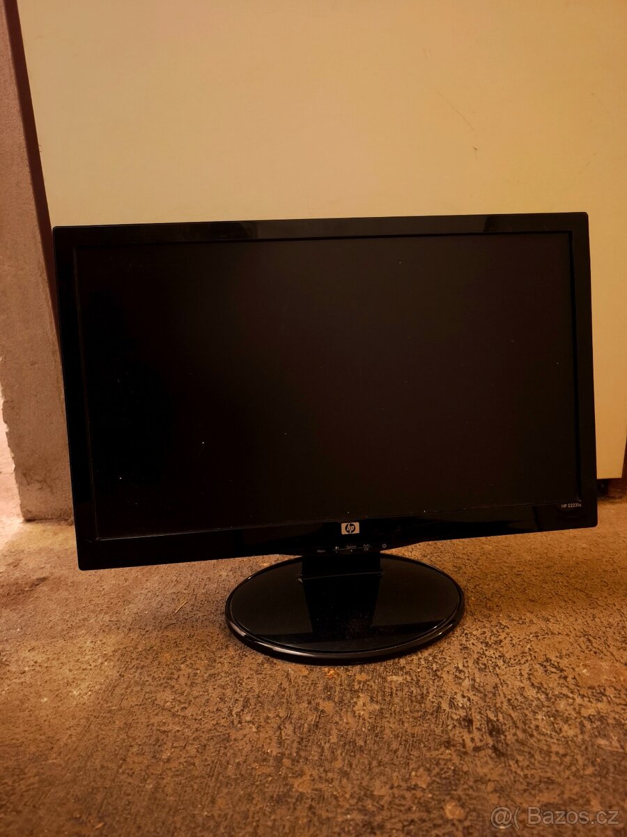 22" LCD monitory více kusů k dispozici - 6