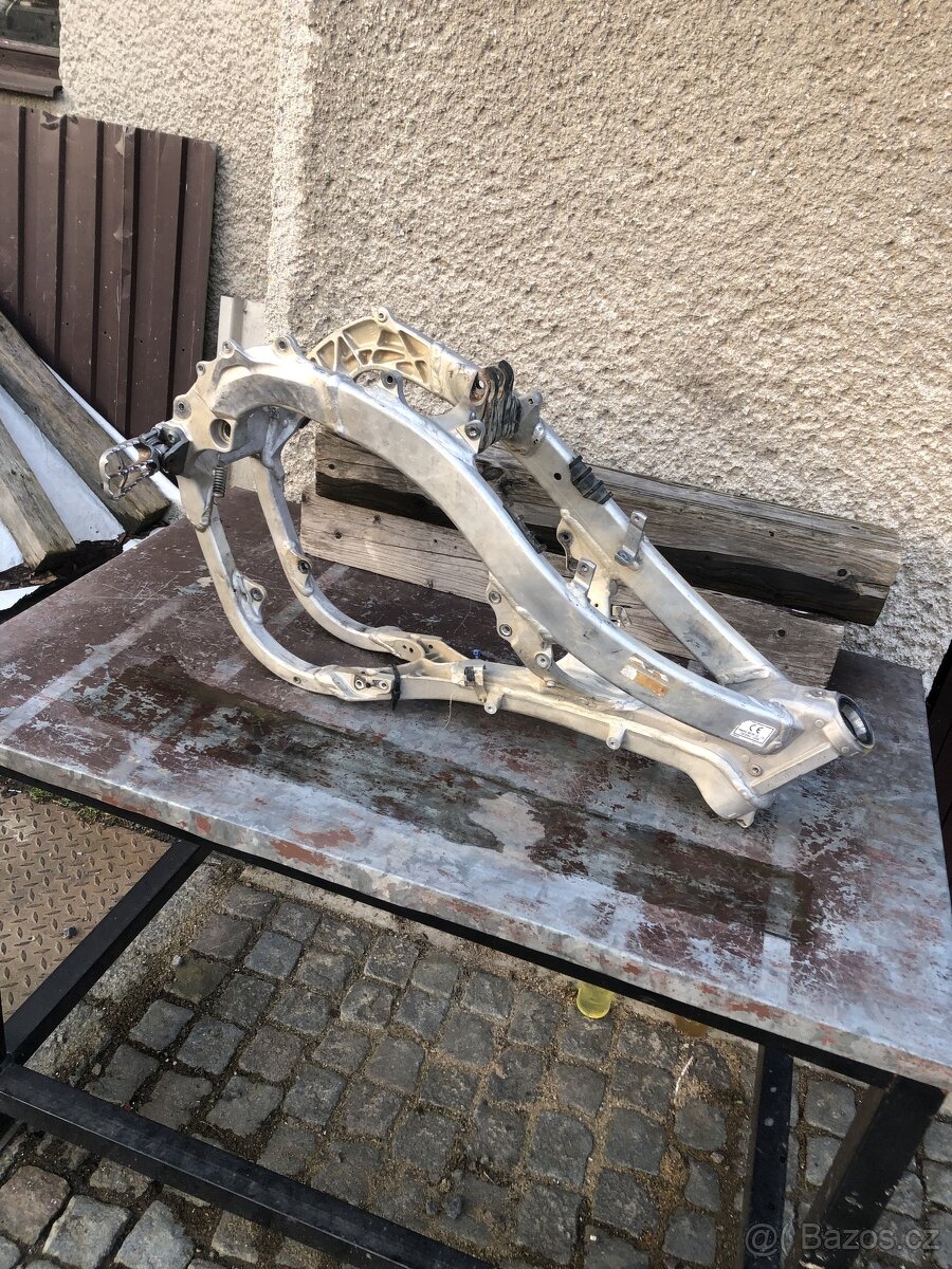 Yamaha YZ450F YZ250F díly - 6