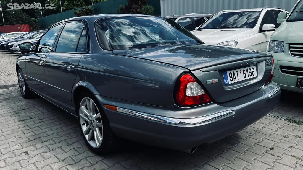 Jaguar XJR 4.0 supercharged 2004 - 6