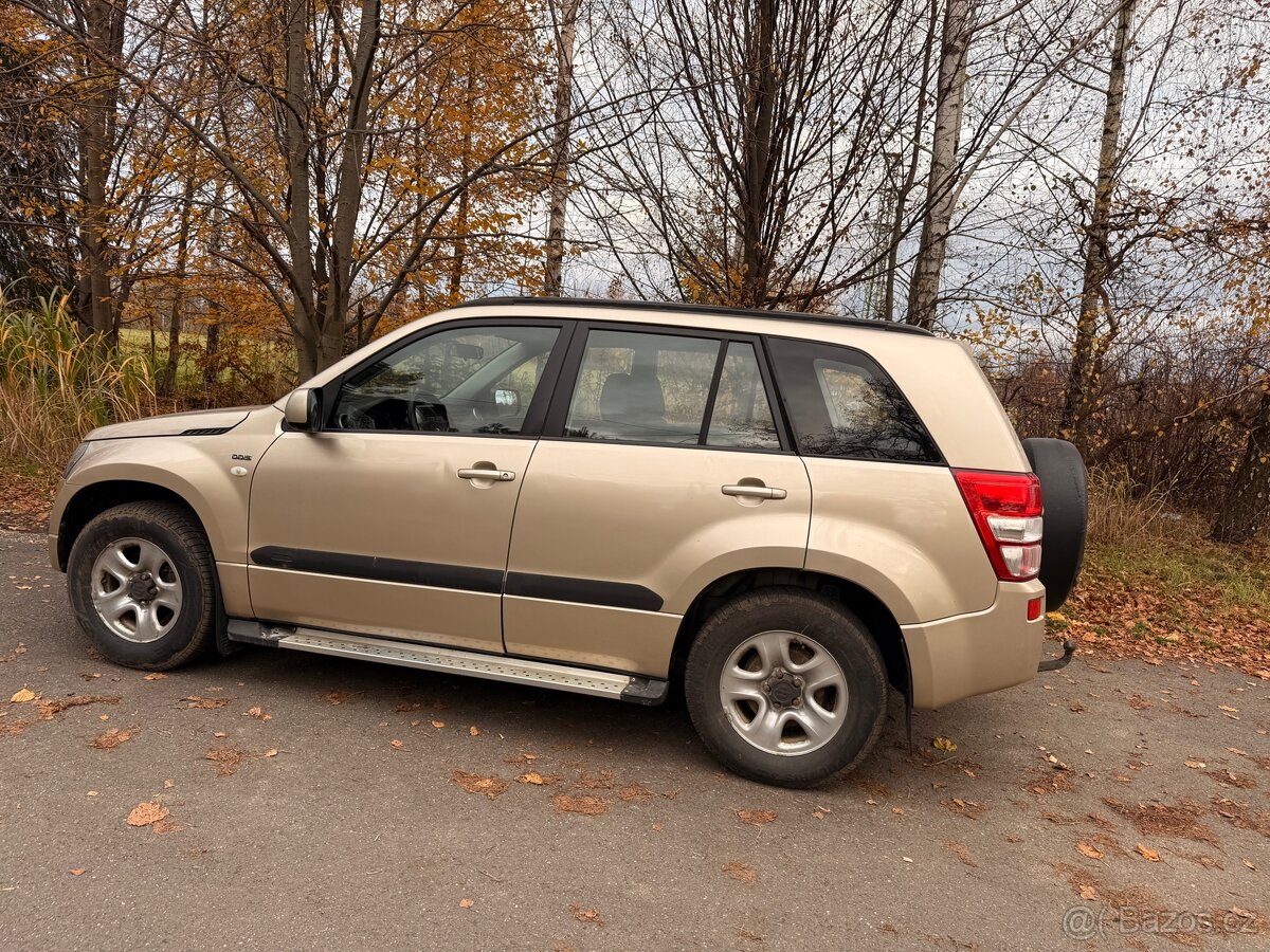 Suzuki Grand Vitara 12/2009 -1,9 d. - 6