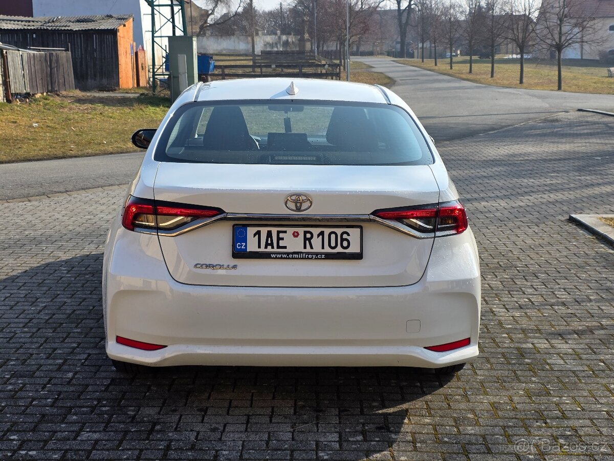Toyota Corolla 1.5VVT-I 92kW 2023 ČR 1 majitel Záruka 49tkm - 6