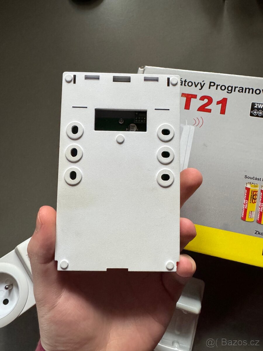 Bezdrátový programovatelný termostat BPT21 - 6