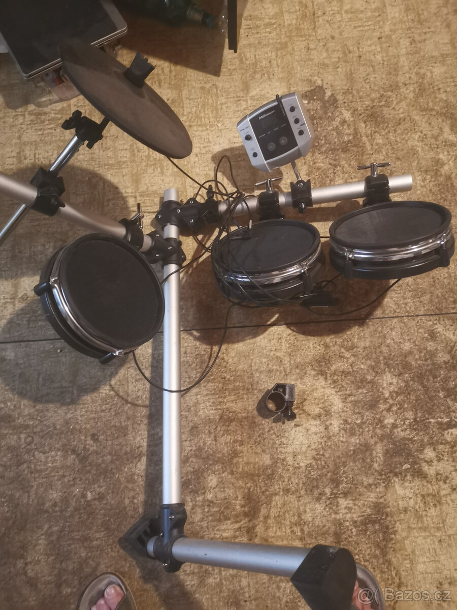 Prodám elektronické bicí MPS 150X - 6