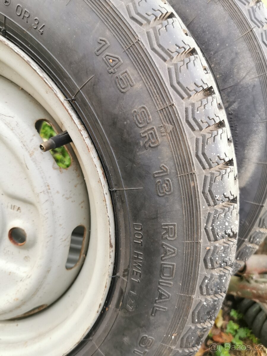 2 kola trabant 601 - 6