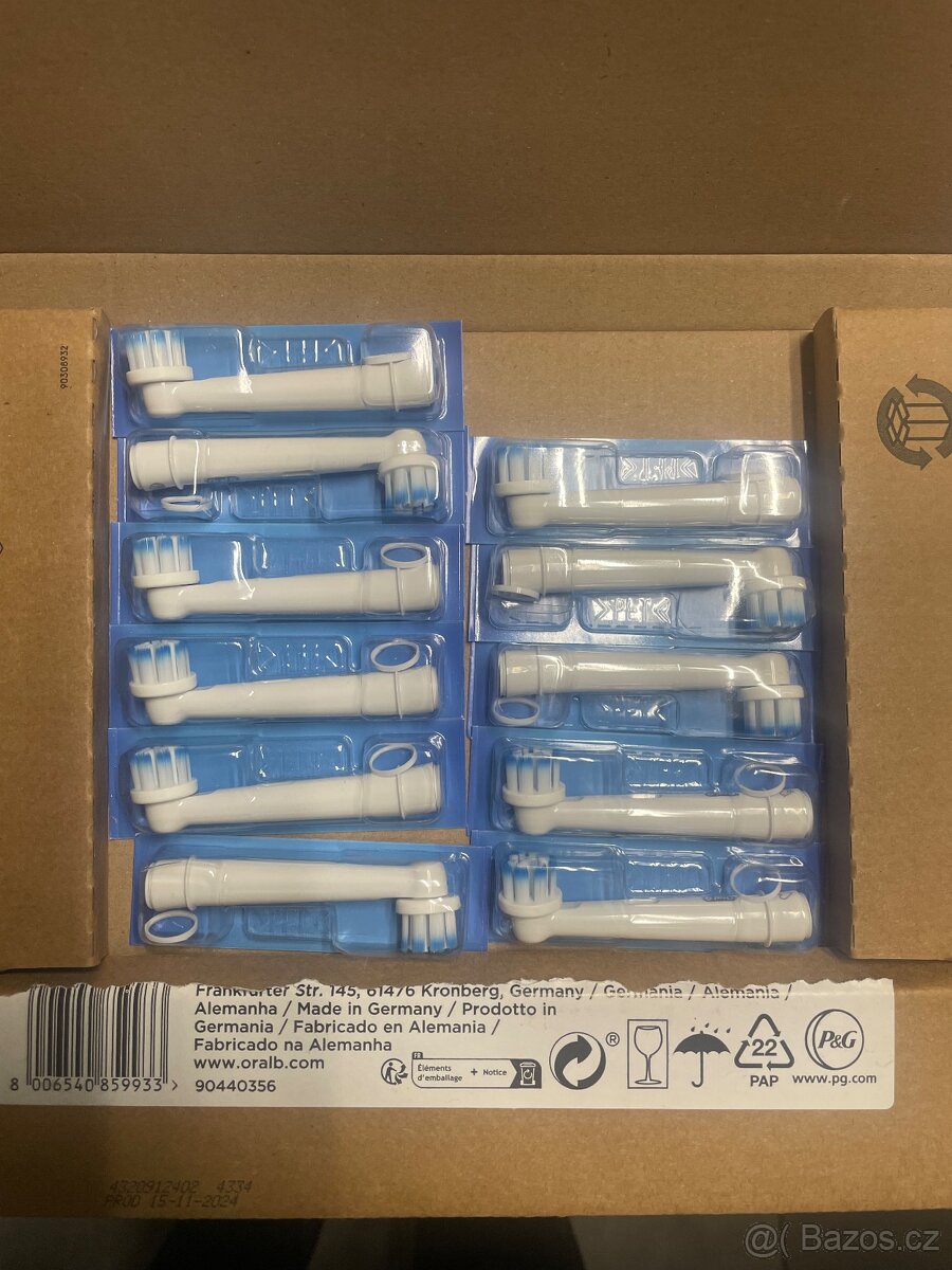 Elektrický kartáček Oral B - Braun - 11ks hlavic - 6