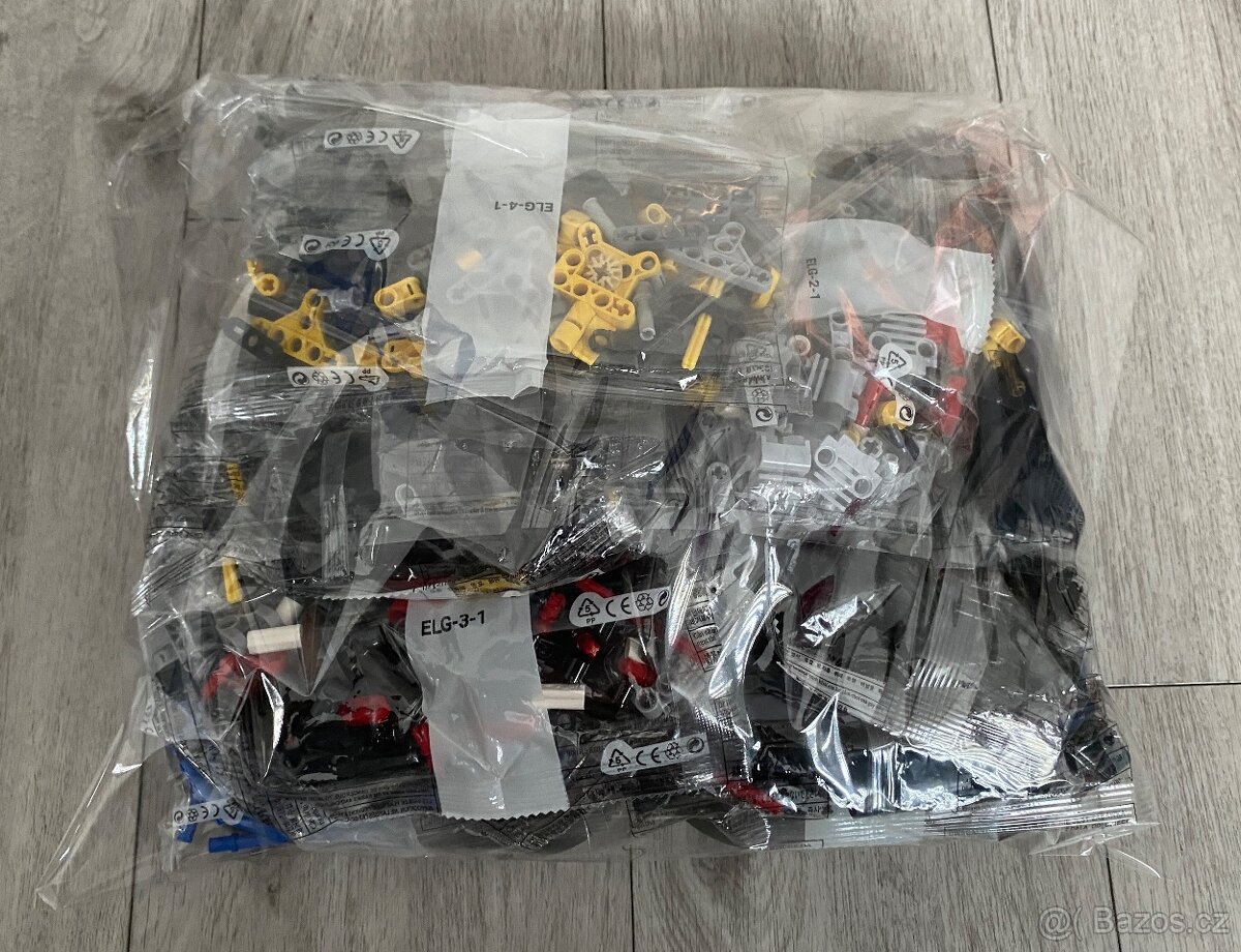 NOVÉ Red Bull Racing RB20 F1 - 1639ks kostek - 6