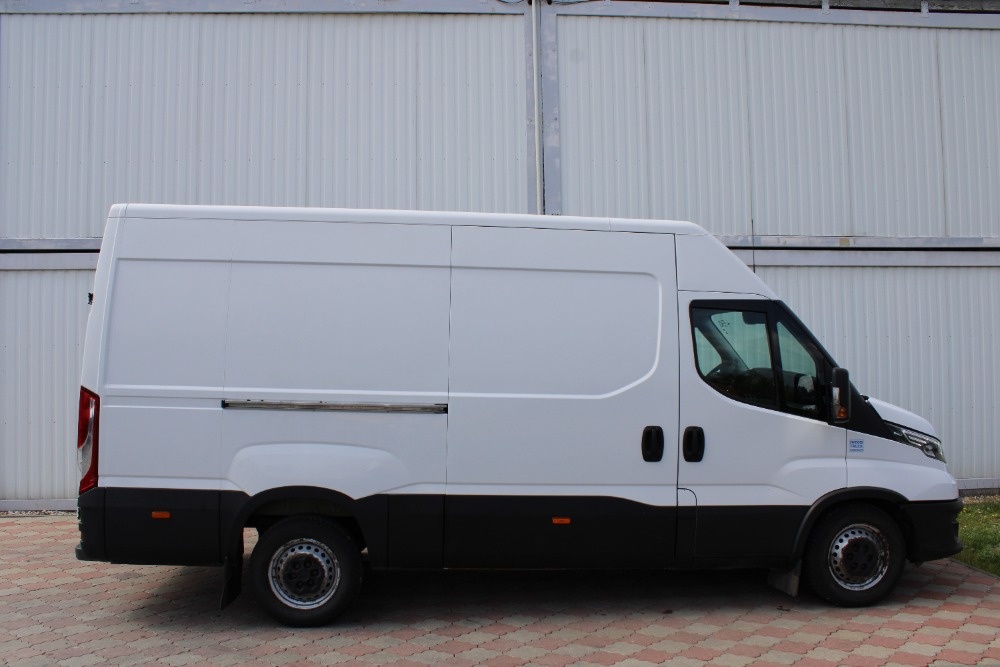 Iveco Daily, 35S180 3,0 L2H2 HiMatic+Led+Navi+Klima+Měchy - 6