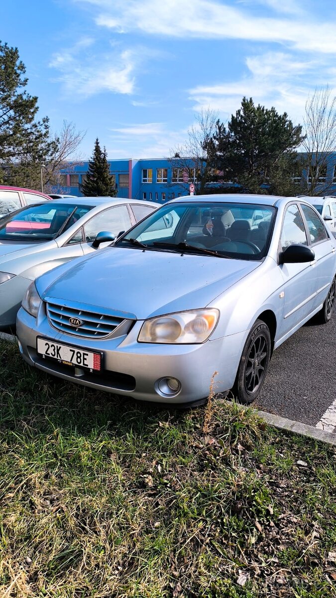 Kia Cerato 
2007
1.6i n.d. - 6