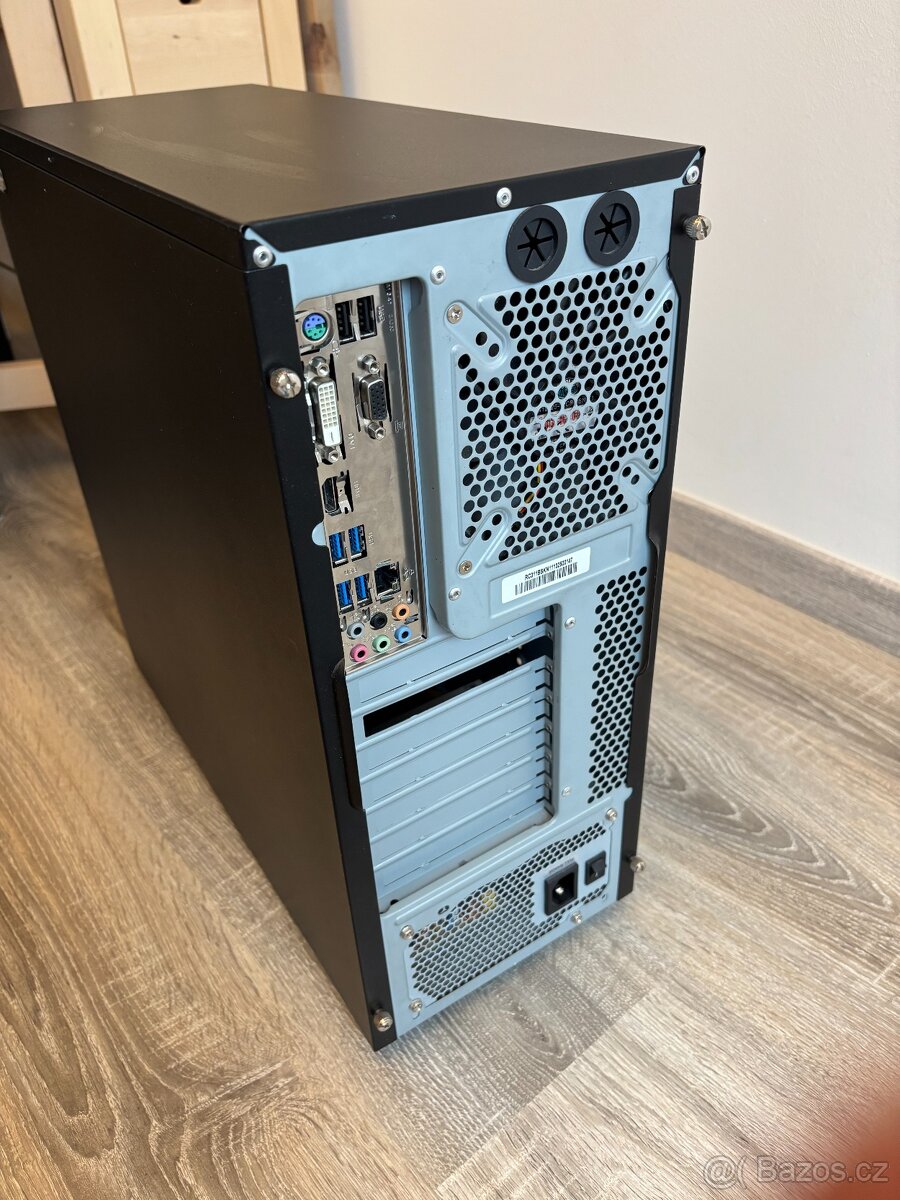 Stolní PC – i5, 8GB RAM, SSD – starší sestava + myš a kláves - 6