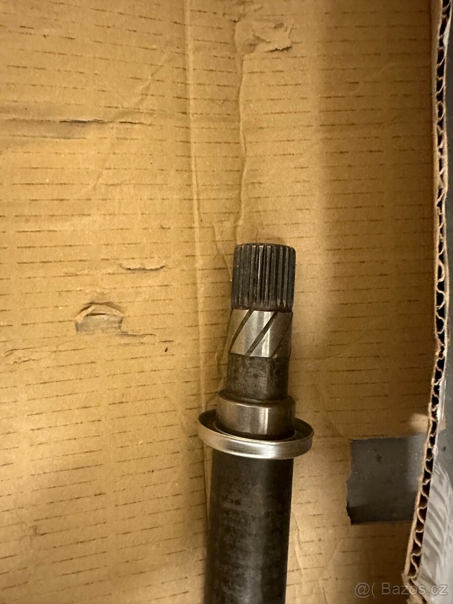 Přední pravá poloosa RENAULT MÉGANE / Fluence - 6