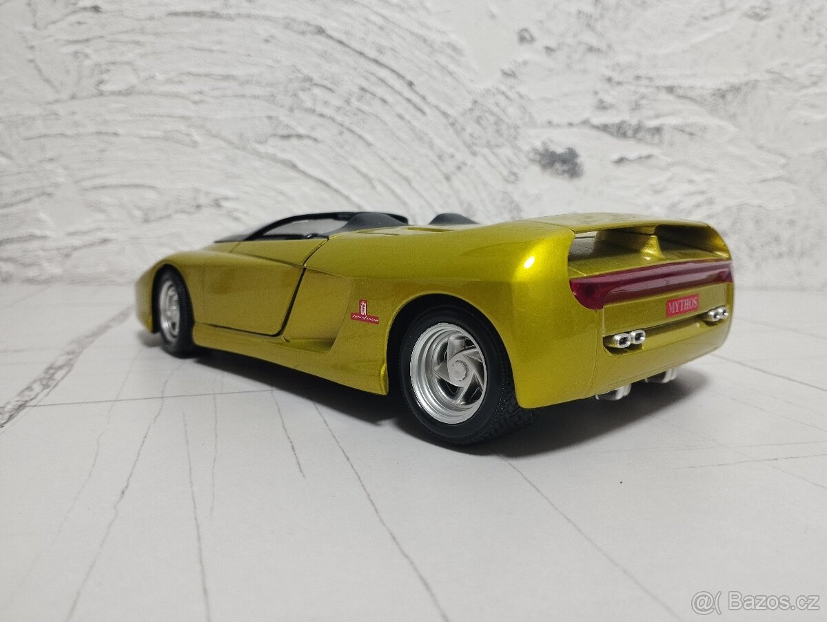 Ferrari Mythos 1/18 Guiloy - 6