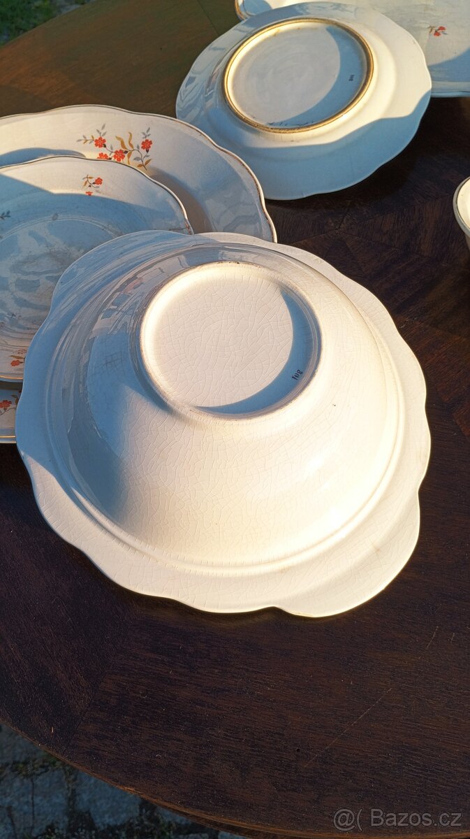 Krásná keramická souprava - 6