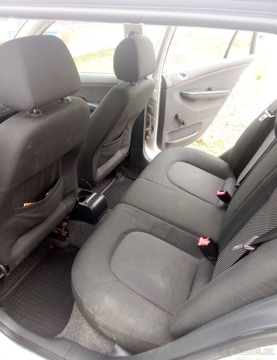 Škoda fabia 1.2 - 6