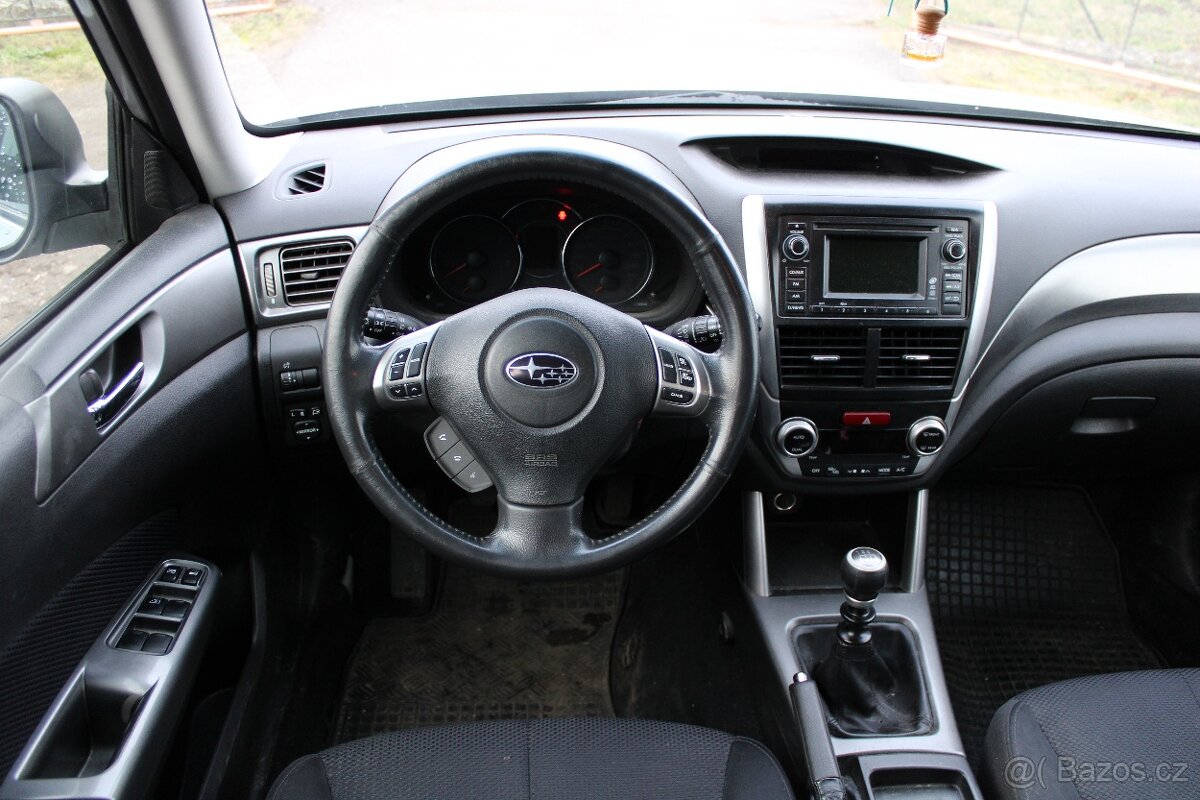 Subaru Forester, 2,0D 108KW, 4 x 4, ČR, DPH, r.v. 2012 - 6