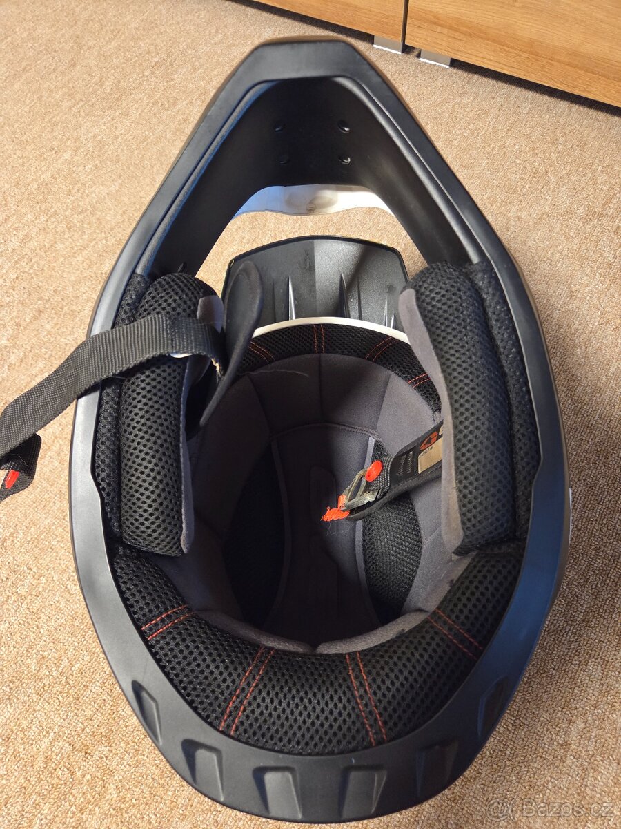 Motokrosová helma - 6