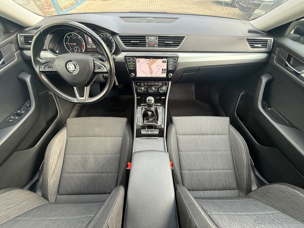 Škoda SUPERB 2.0 TDi 4x4 MANUÁL NAVI SENZORY TEMPOMAT - 6