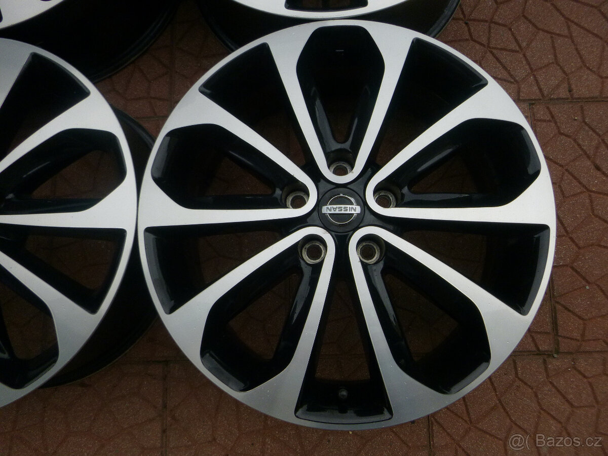 Alu sada disky kola originál Nissan 5x114,3 6,5Jx18 ET40 - 6