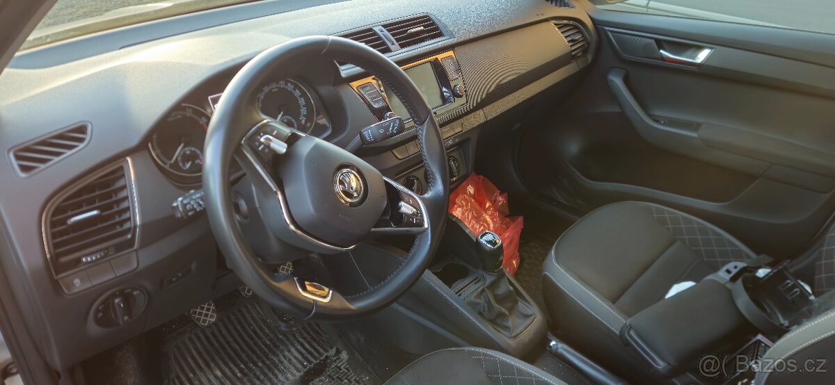 ŠKODA FABIA 3 KOMBI 1.0TSI 70KW R.V 2022 - 6