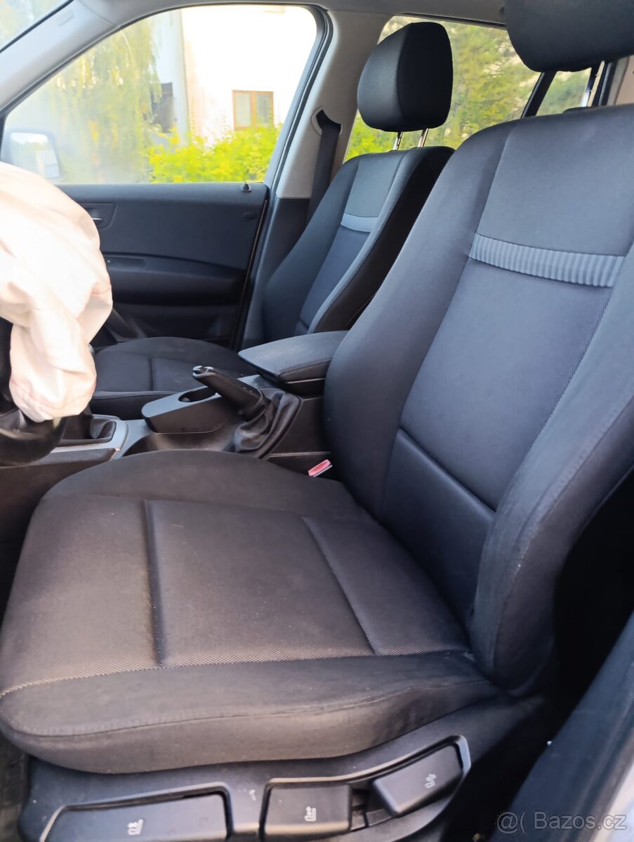 BMW X3 e83 m47 (díly ) - 6