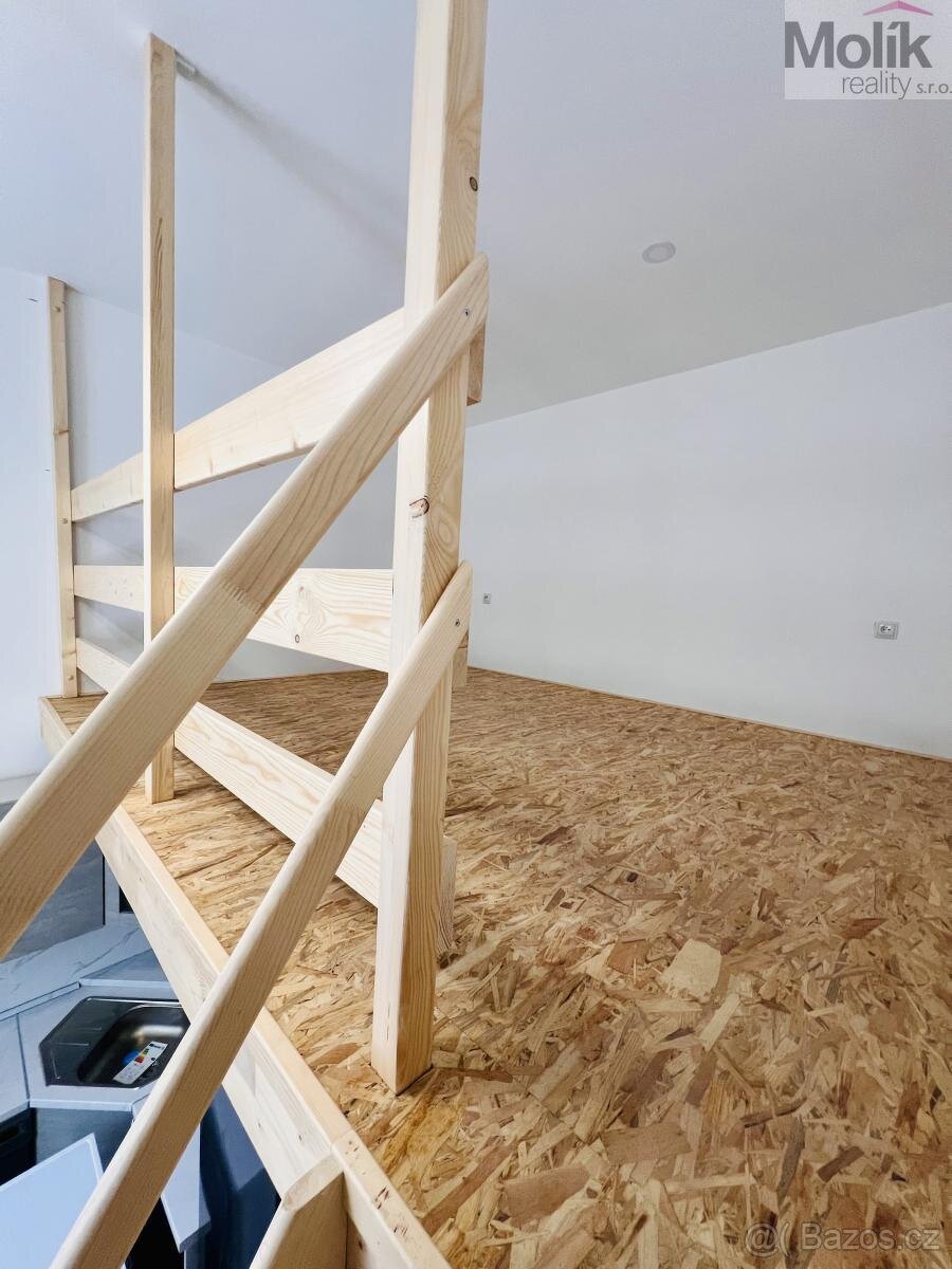 Pronájem bytu 1+kk 38 m2 - 6