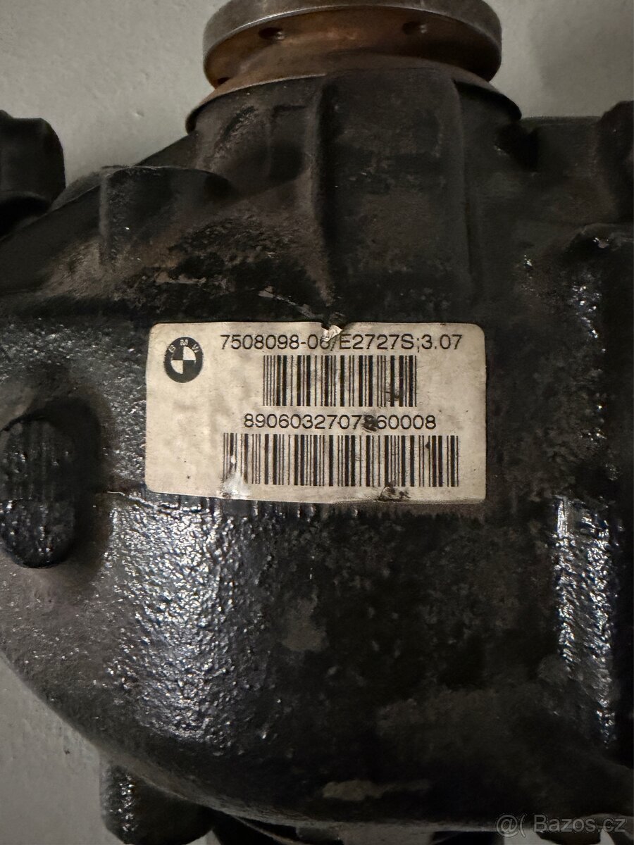 BMW e46 330i diferenciál, poměr 3.07 - 6