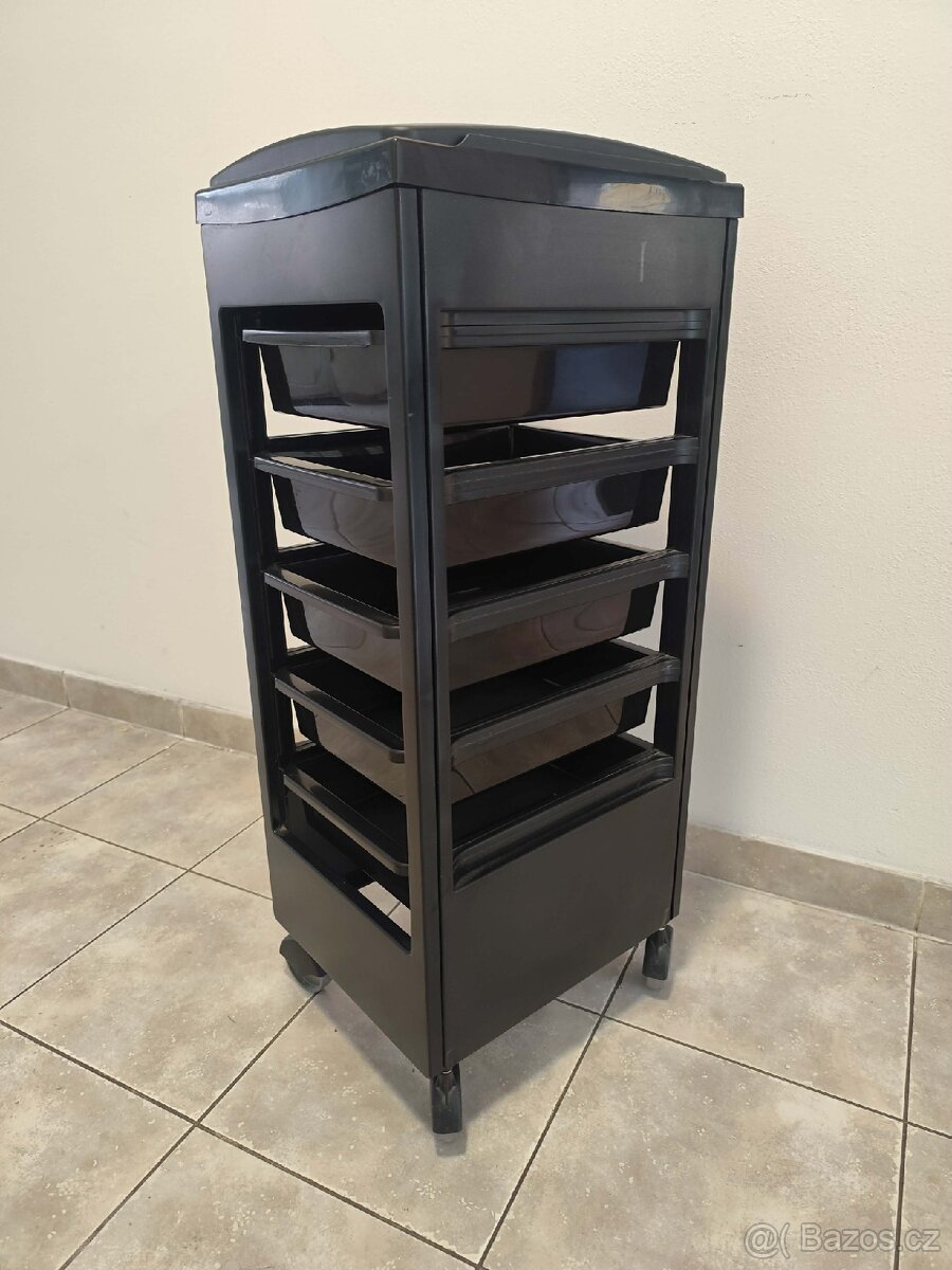 Kadeřnické vozíky - 6