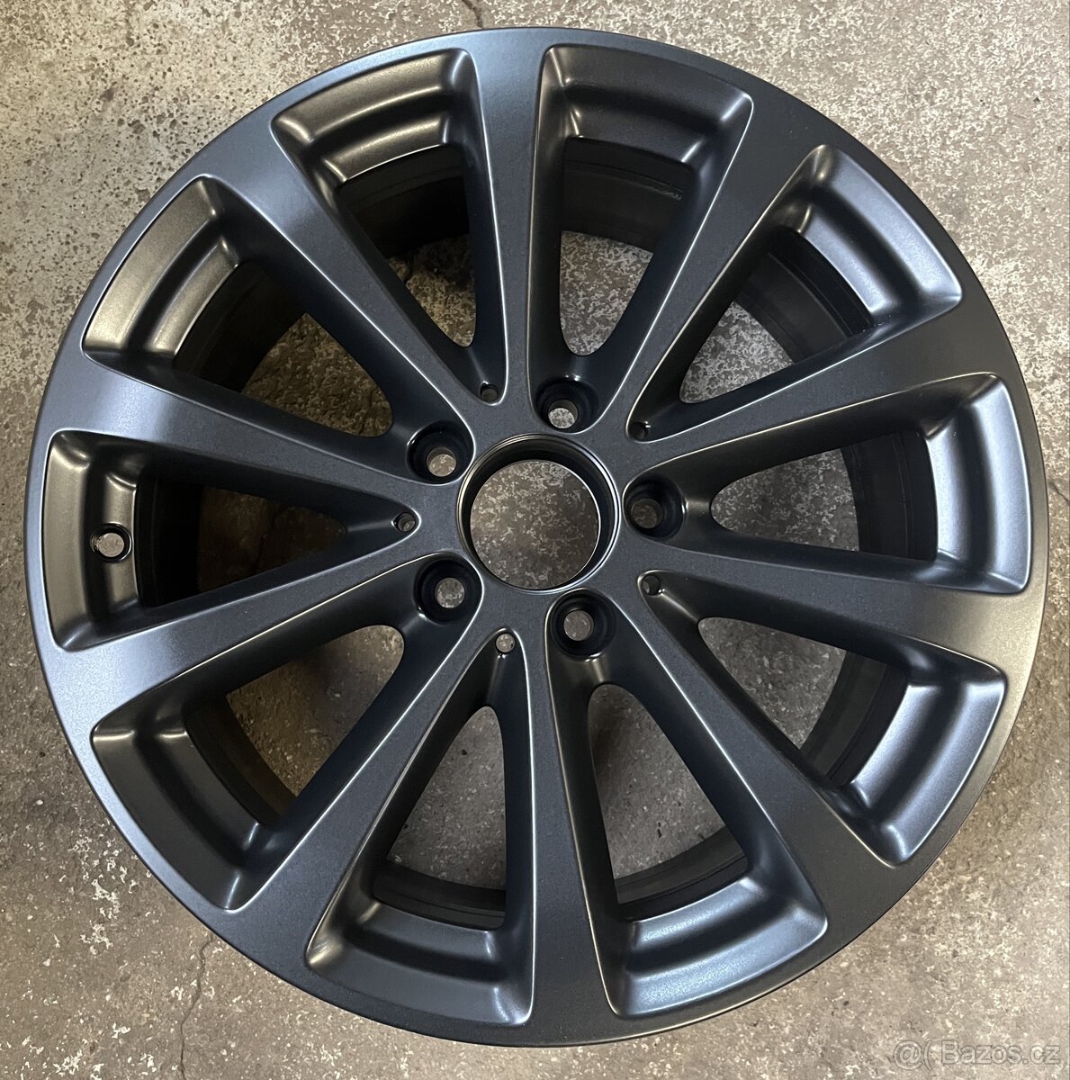 Kola Mercedes Benz 17 - 6